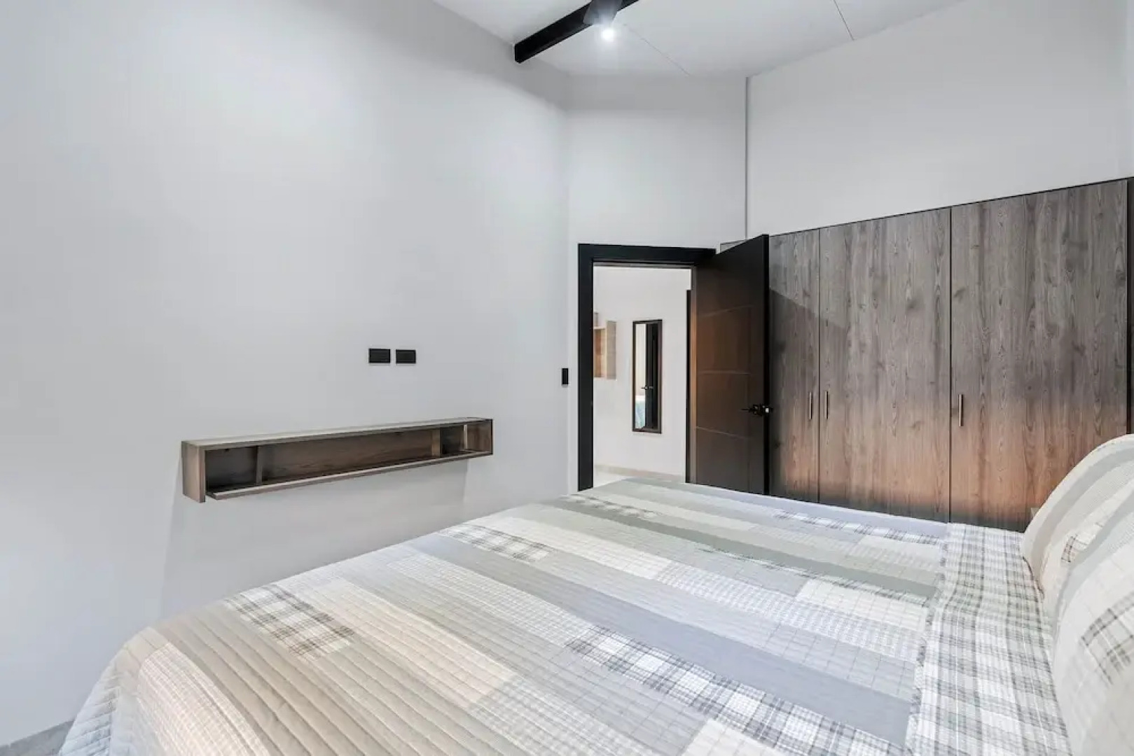 Brand-New 6BD Giant with Private Pool by SPCR