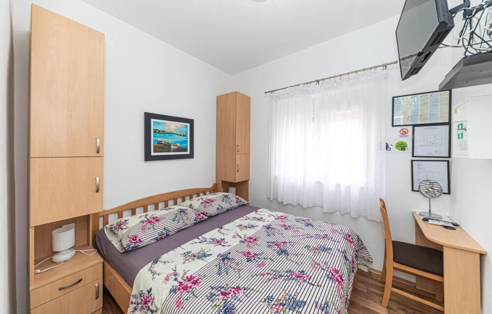 Stunning Home in Poljica With Wifi and 4 Bedrooms