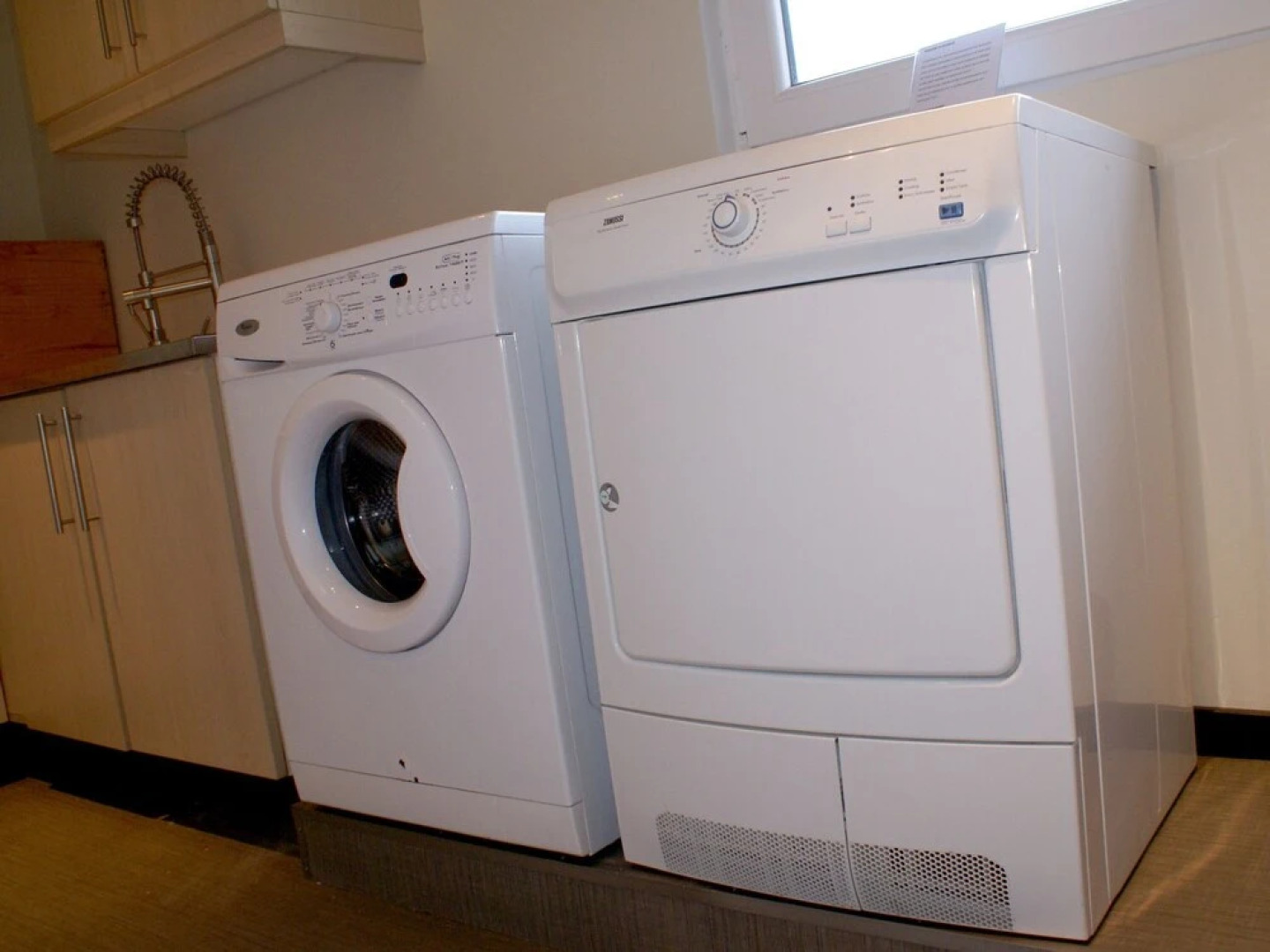 Gorgeous Group Residence For 20 People With Sauna Within Walking Distance Of The Beach