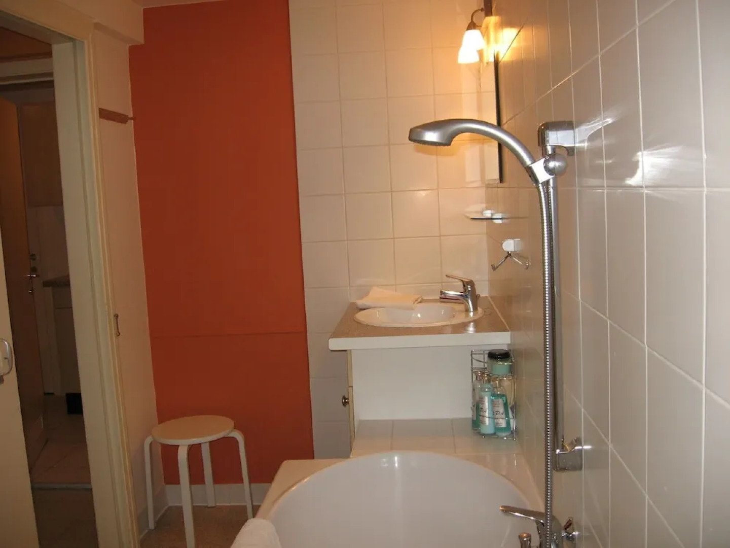 Comfy Holiday Home With Garden, Garden Furniture, Heating