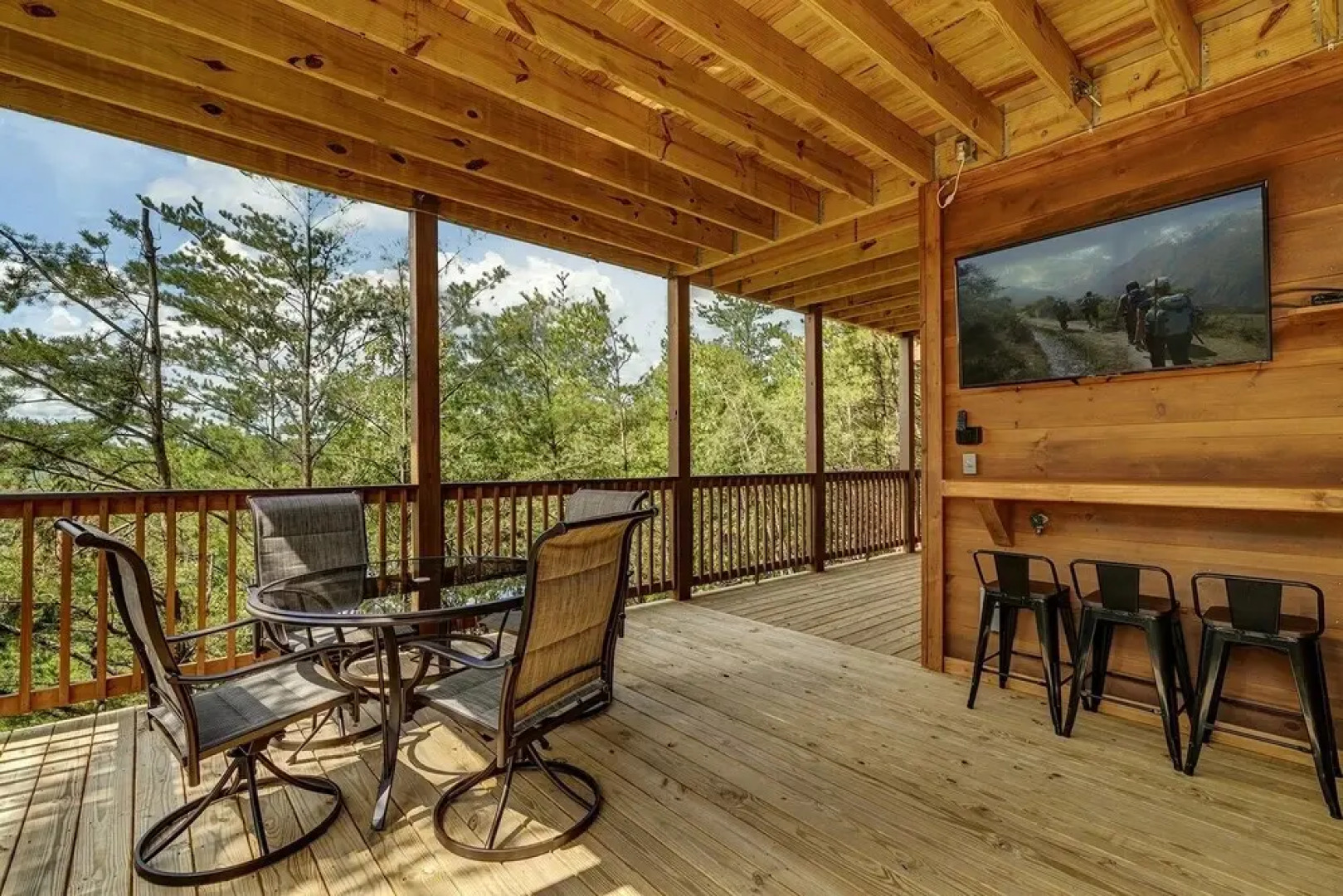 Take A Paws - 3 Bedrooms, 3 Baths, Sleeps 8 1 Cabin by RedAwning