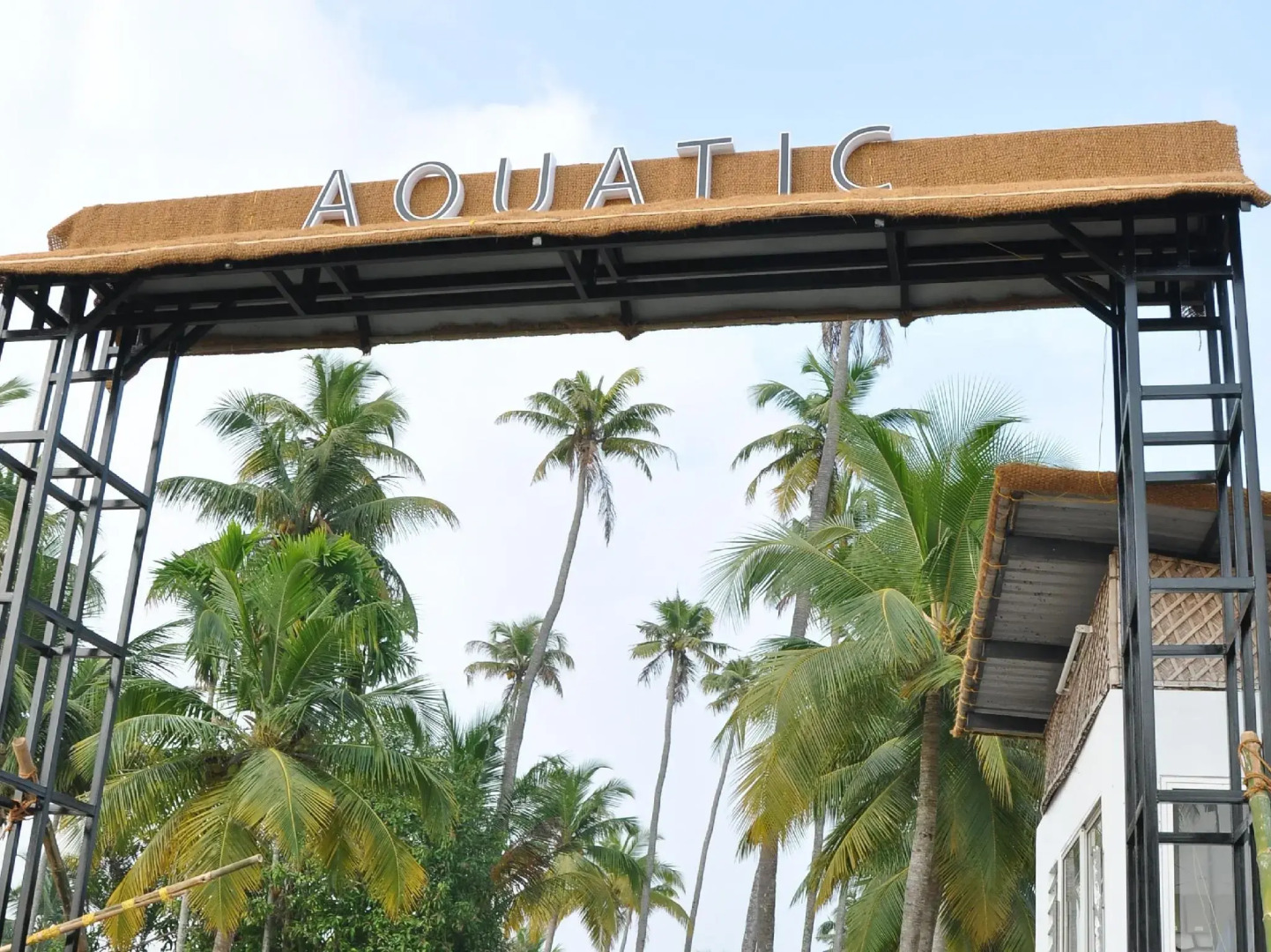 Aquatic Island by Poppys, Cochin