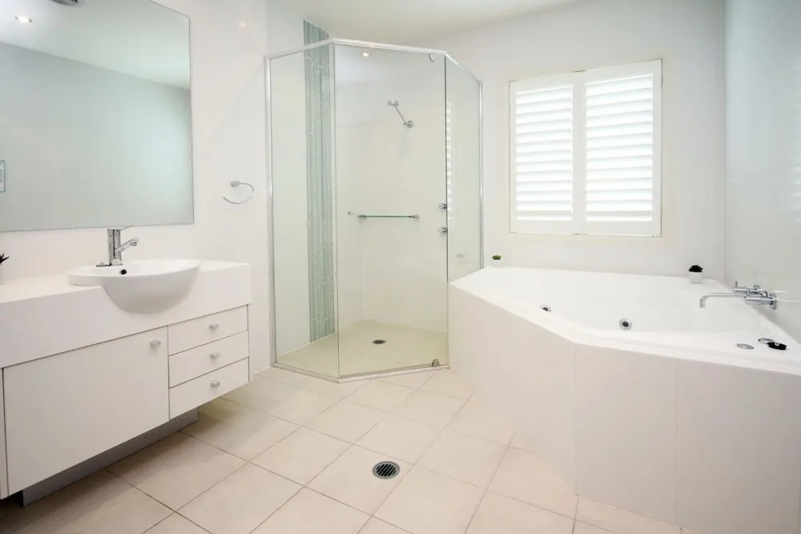 Pacific Blue Apartments