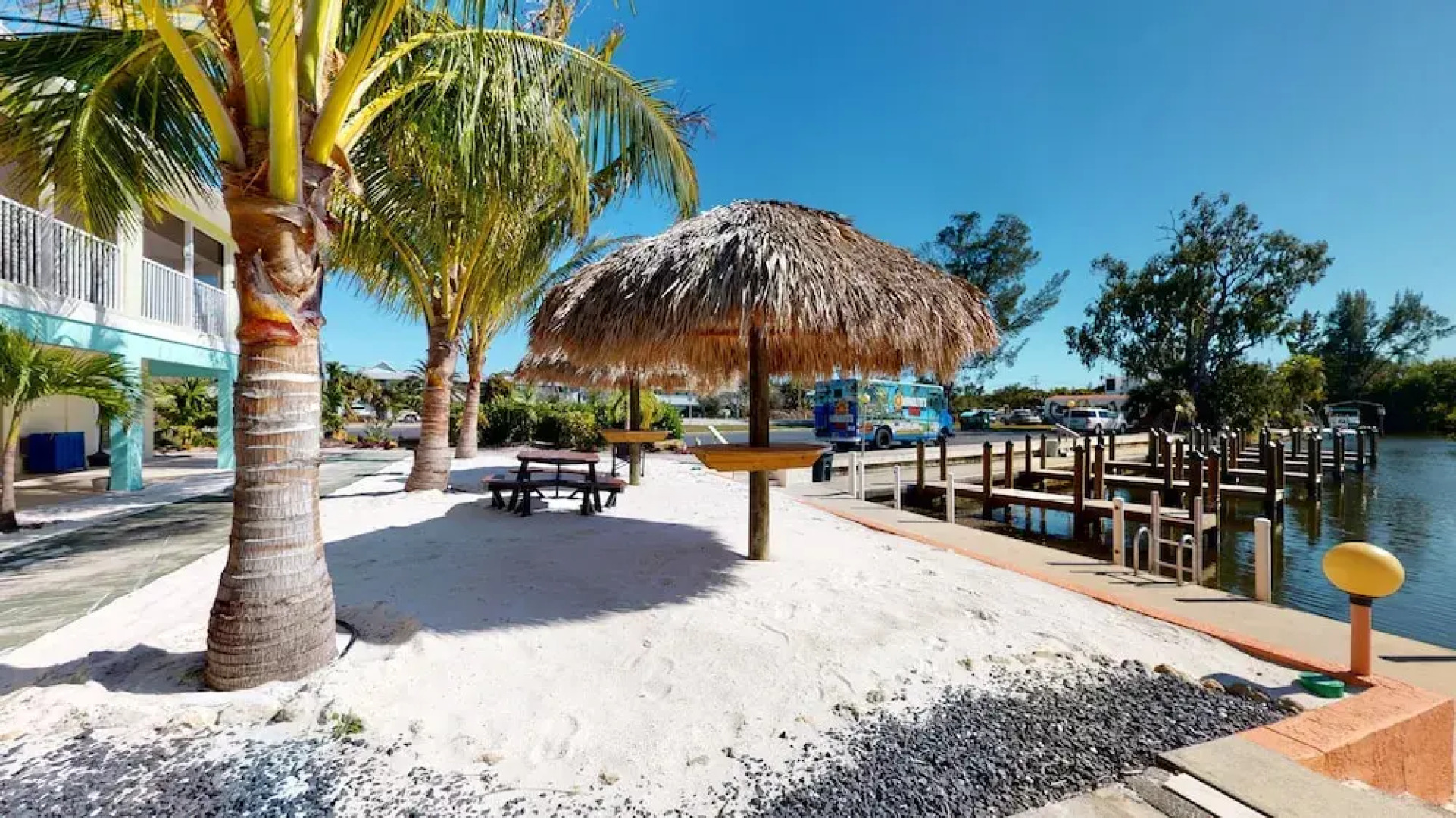 Off the Charts Inn & Out Island Resort