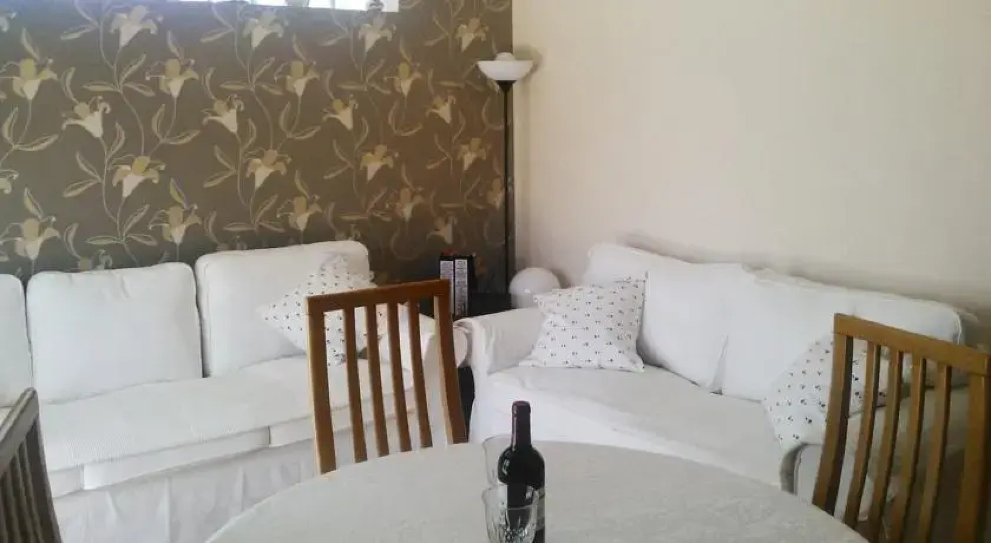 HomeRez - Bungalow Calle de los Muletos