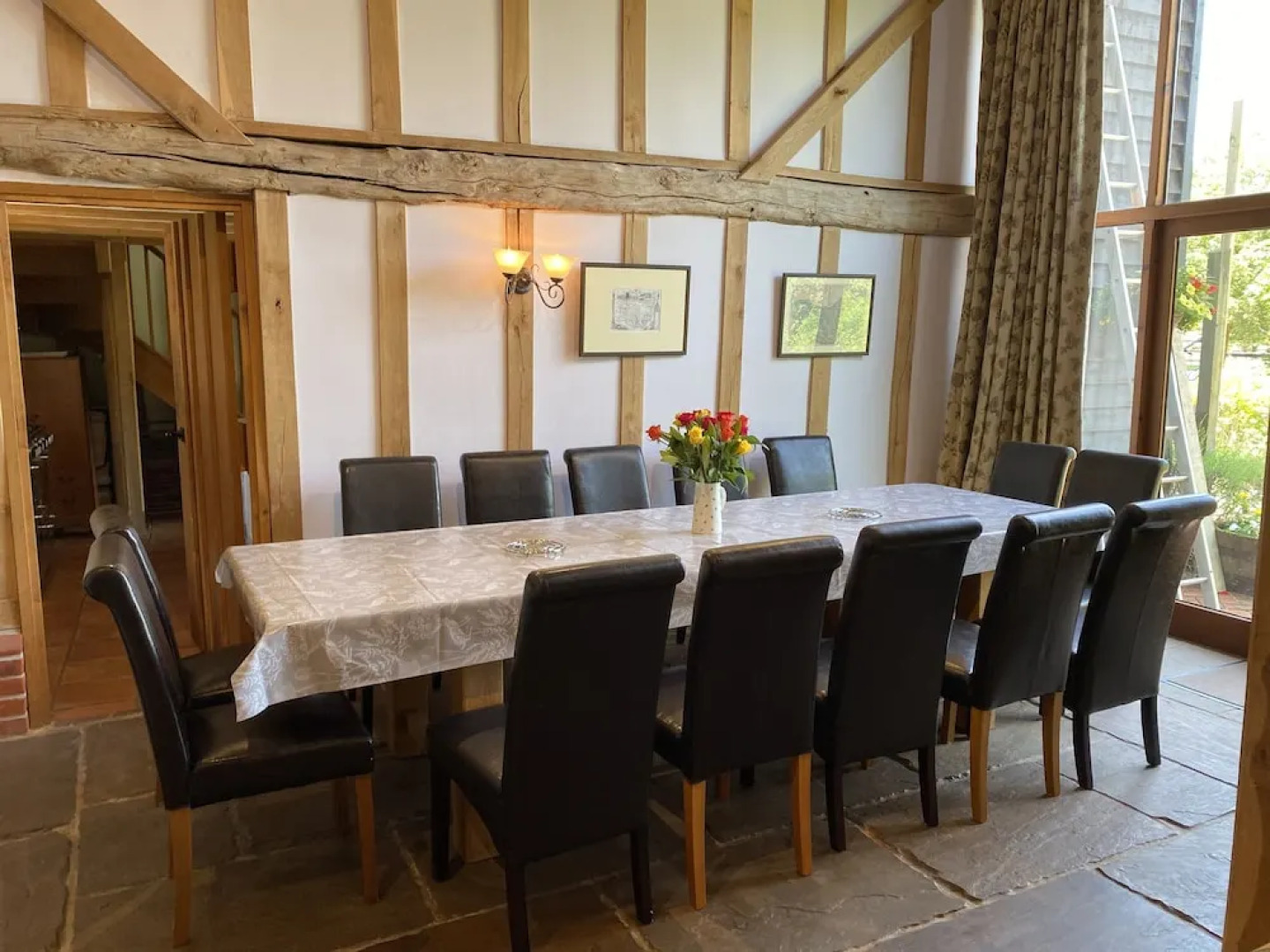 Brundish, Suffolk Large 4-bed Barn Stunning!