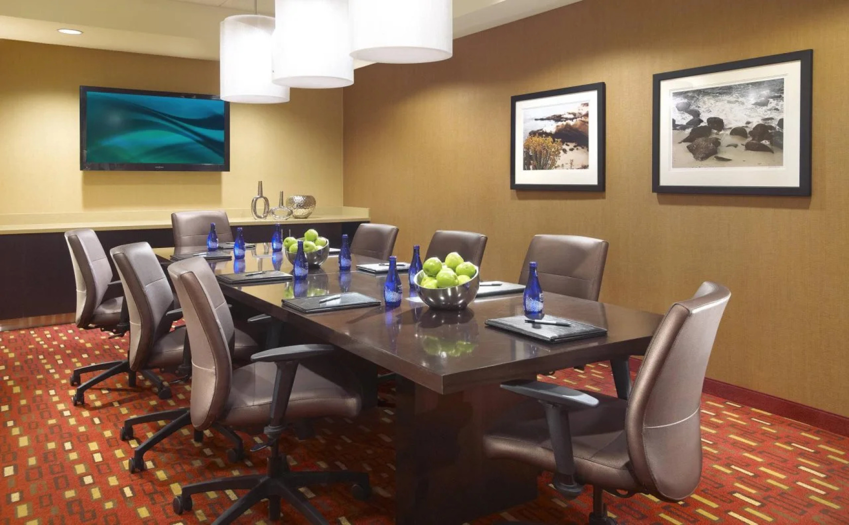 Courtyard by Marriott Long Beach Airport