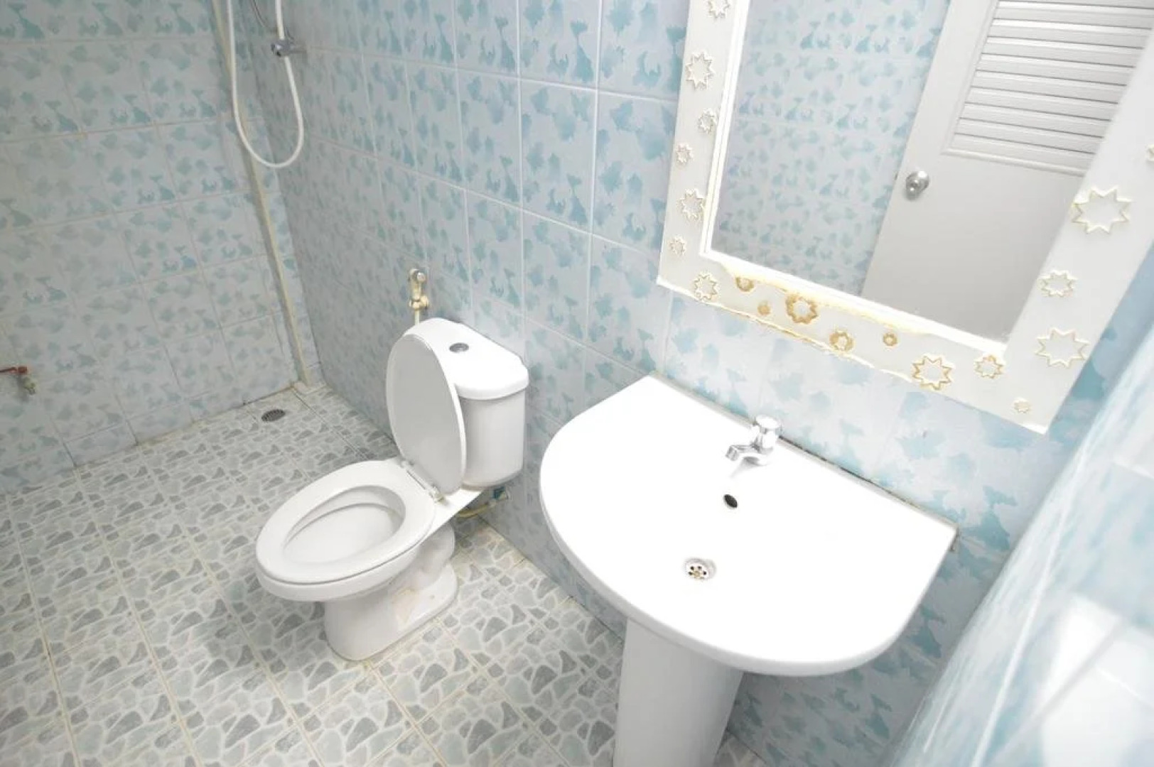 Techno Riverview Resort