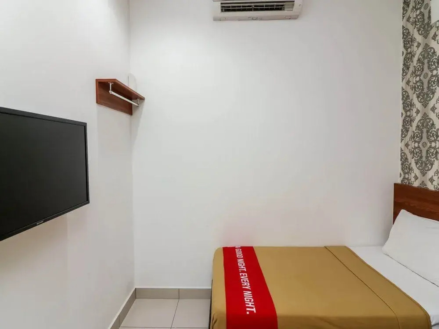 Oyo 698 Hotel Sepang at Dengkil