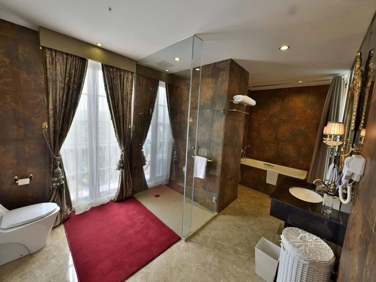 Amaroossa Royal Bogor