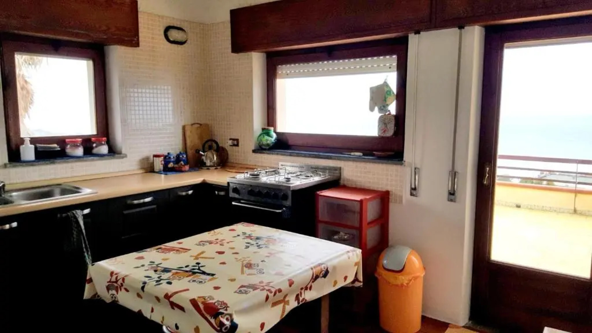 Apartment with 2 bedrooms in Brancaleone Marina with wonderful sea view and enclosed garden 200 m from the beach