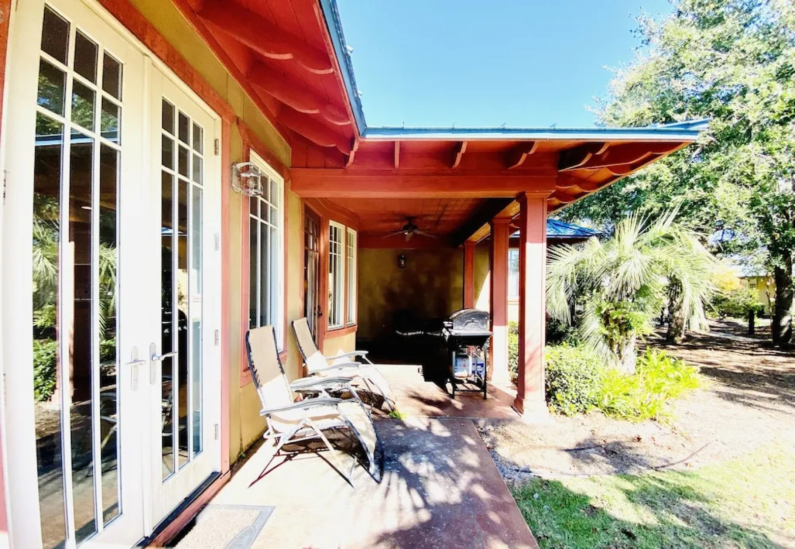 Beach Club Cottage 20 by ALBVR