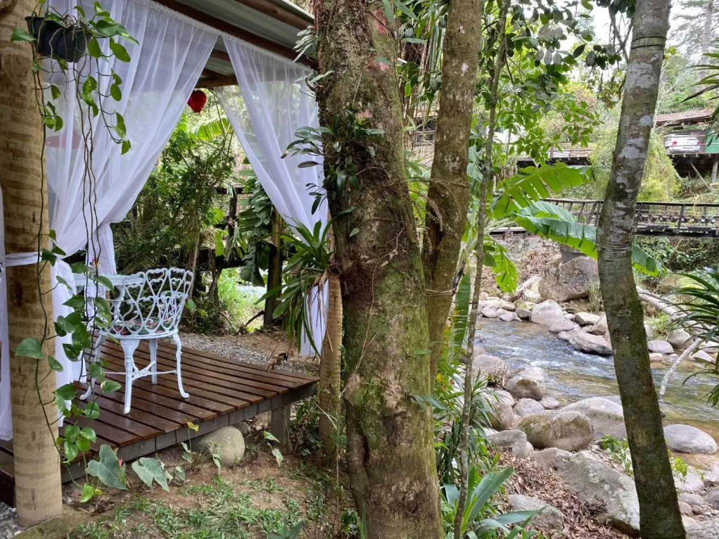 Pousada Chalés Canto do Rio