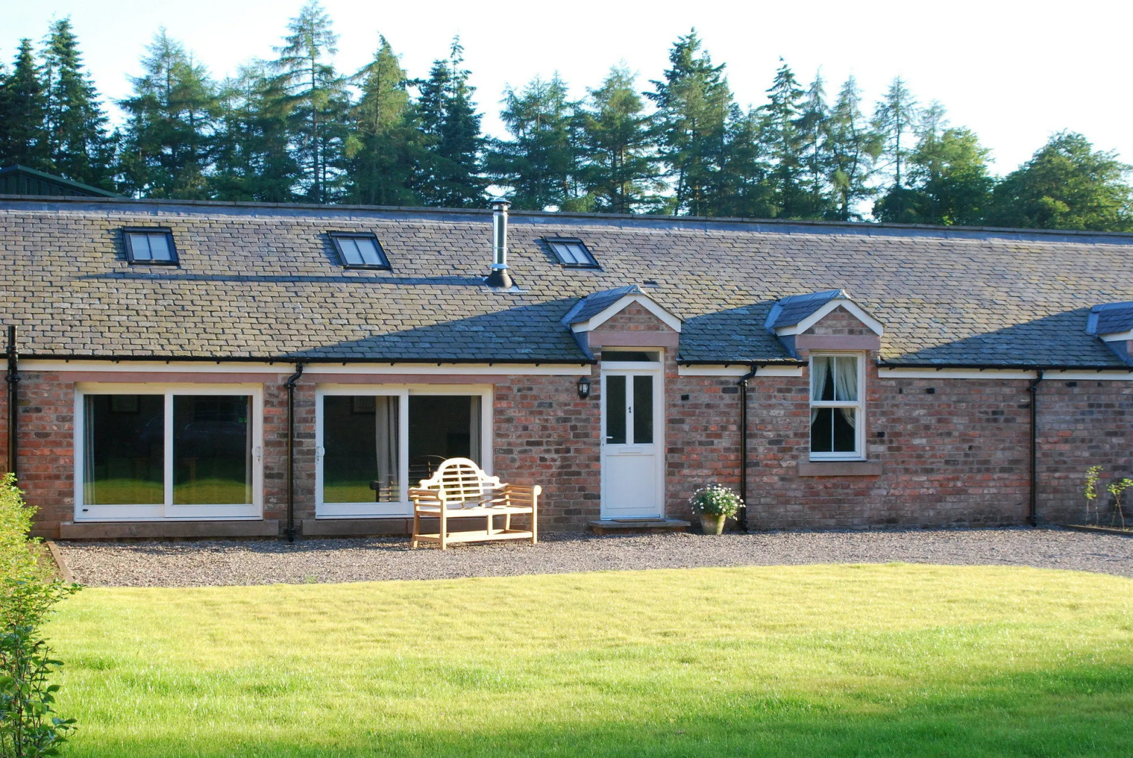 Meikleour Arms Hotel and Restaurant