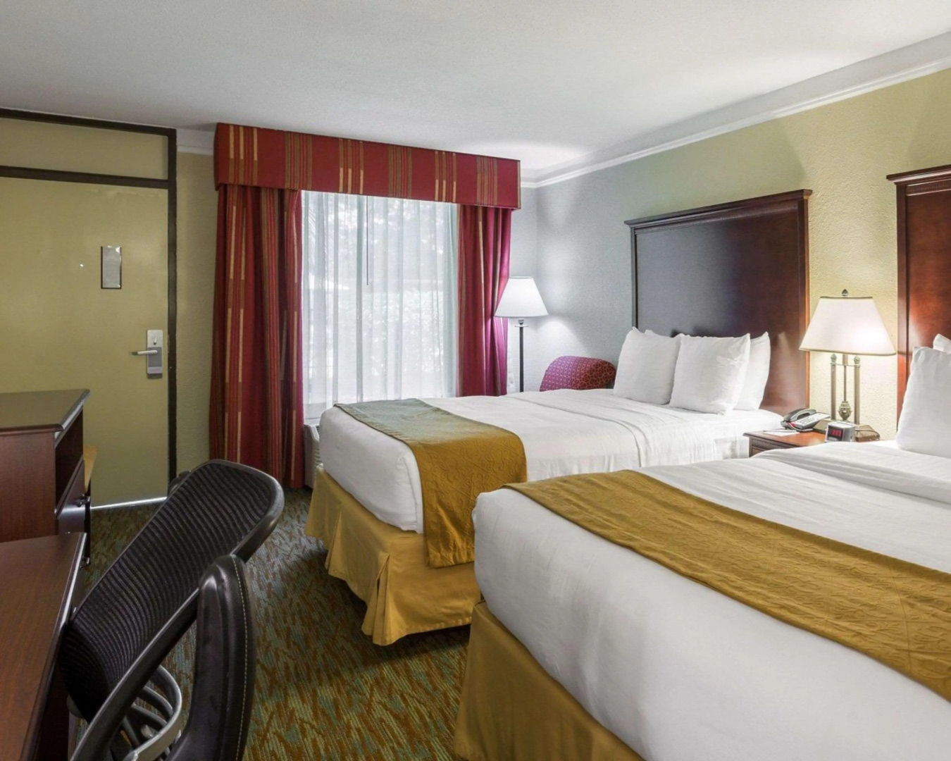 Clarion Inn and Conference Center