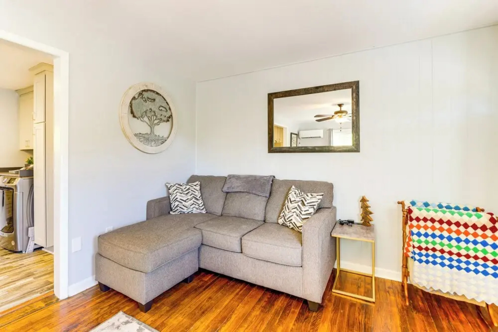 < 1 Mi to Dtwn: Pet-friendly Cabin in Murphy!