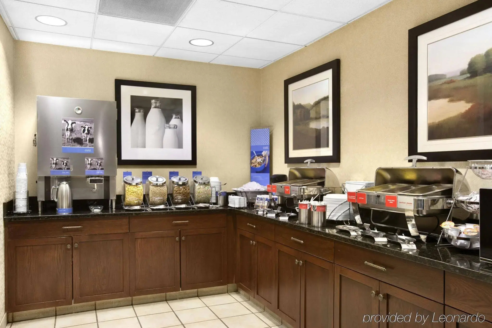 Hampton Inn & Suites Providence/Warwick-Airport
