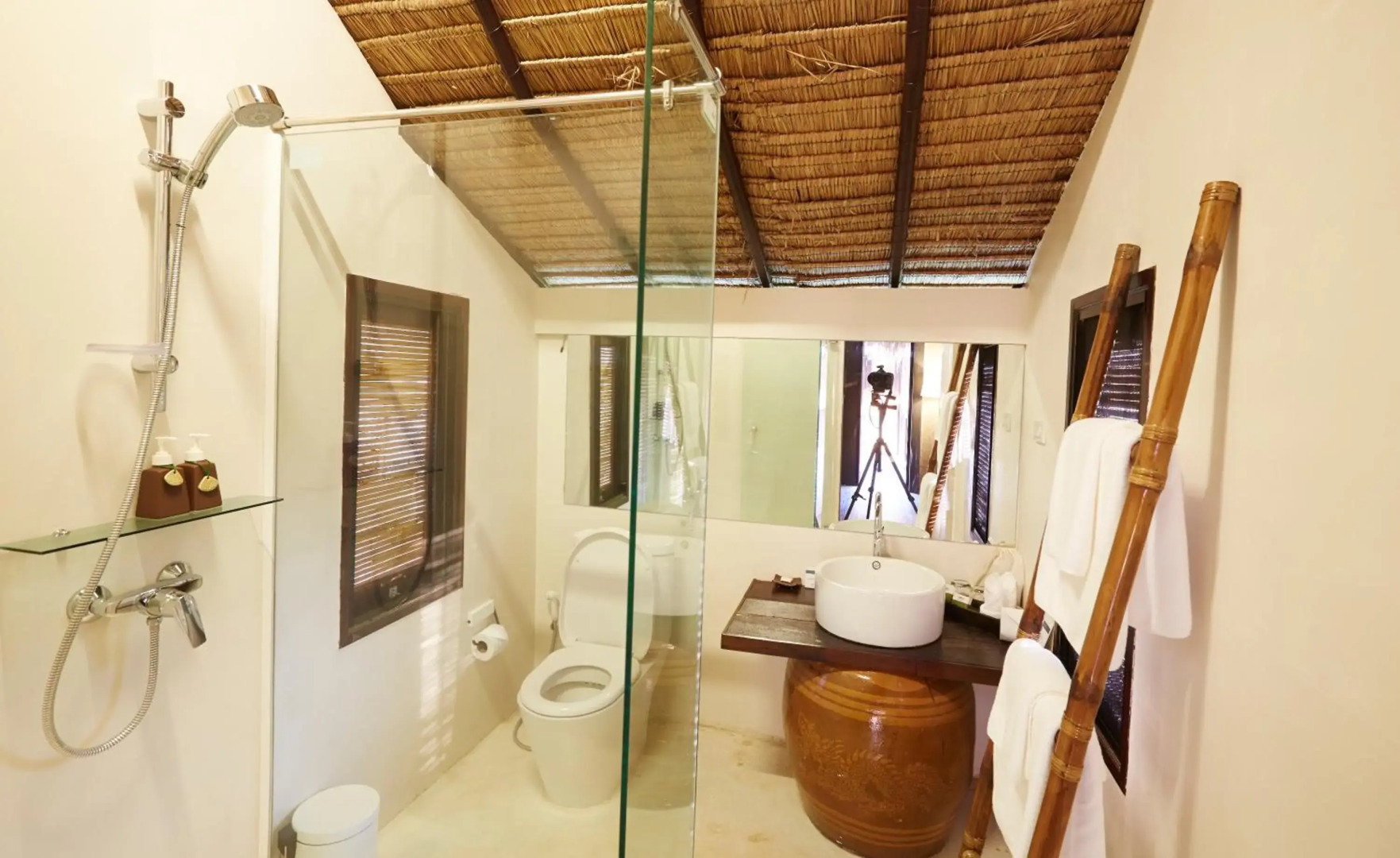 Wareerak Hot Spring & Wellness