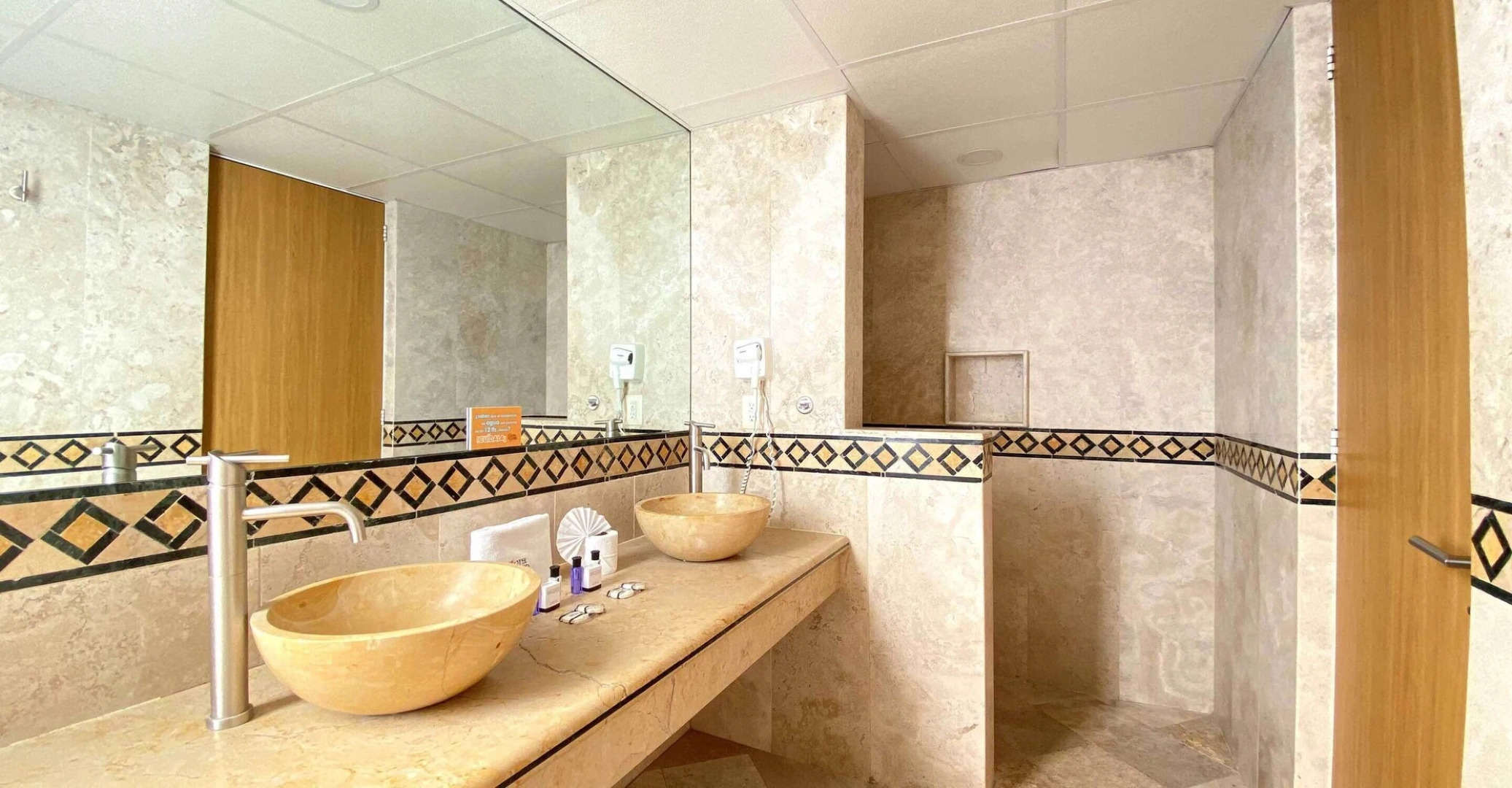 Hotel Lord - Adults Only