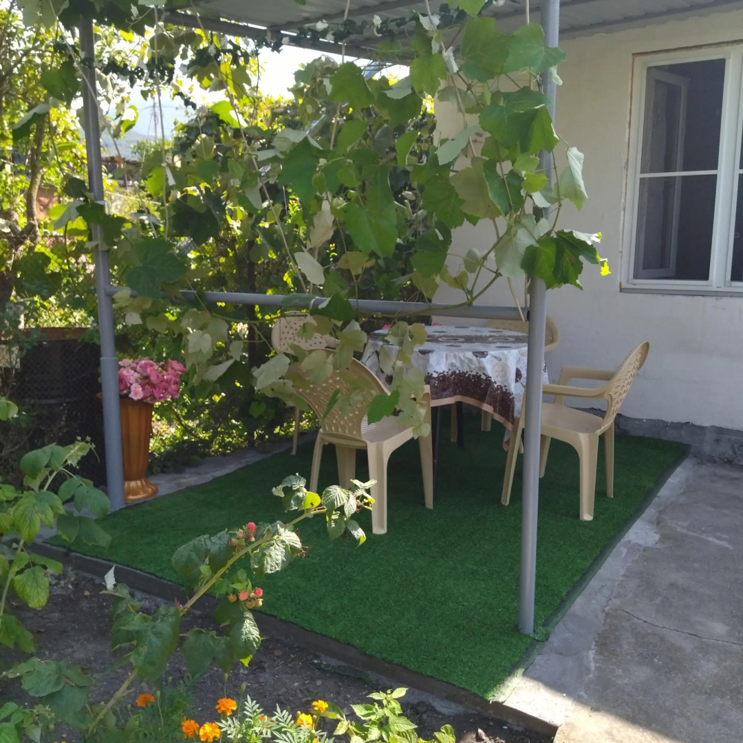 Дом около парка