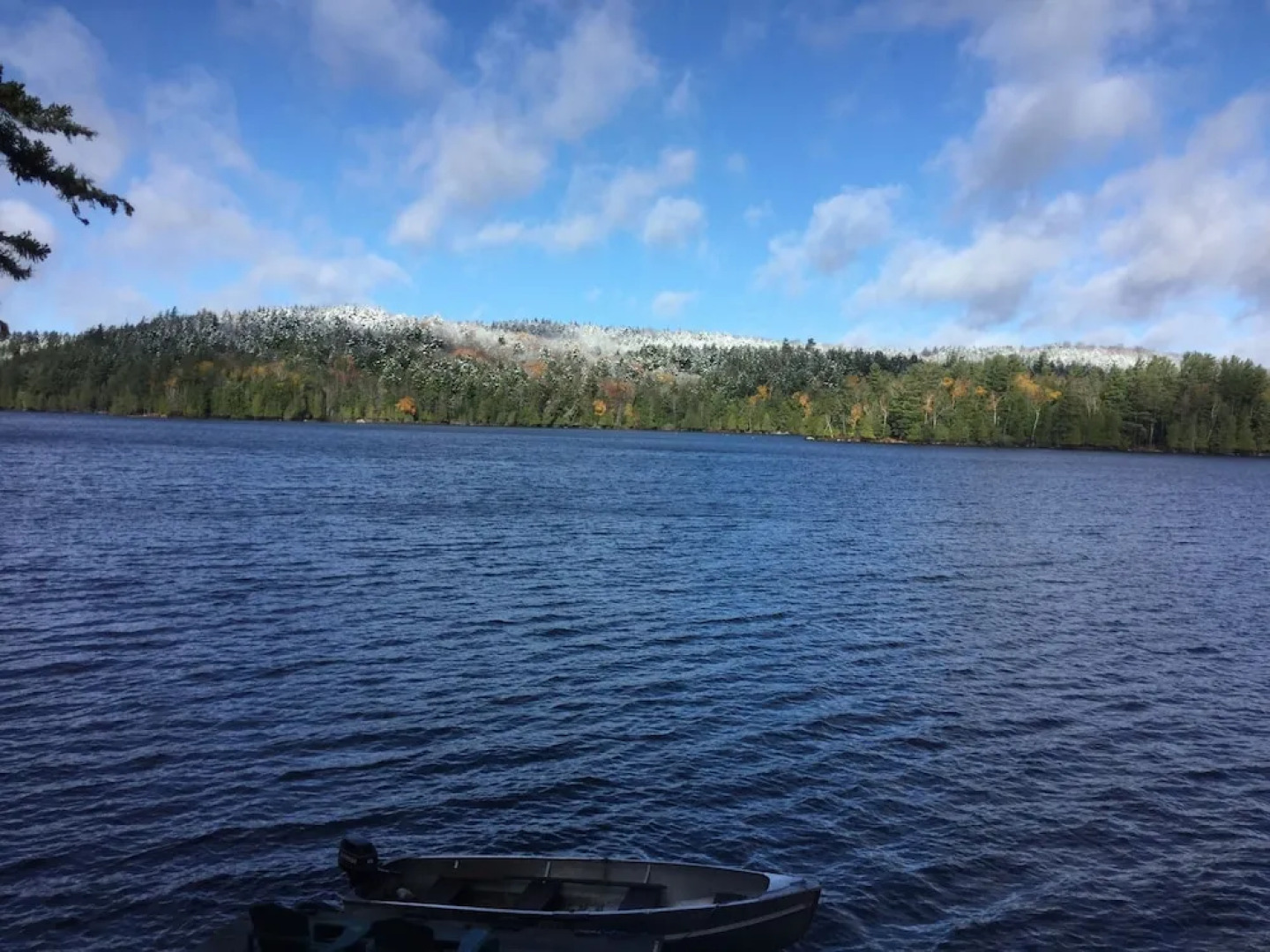 Kiwassa Lake Bed & Breakfast