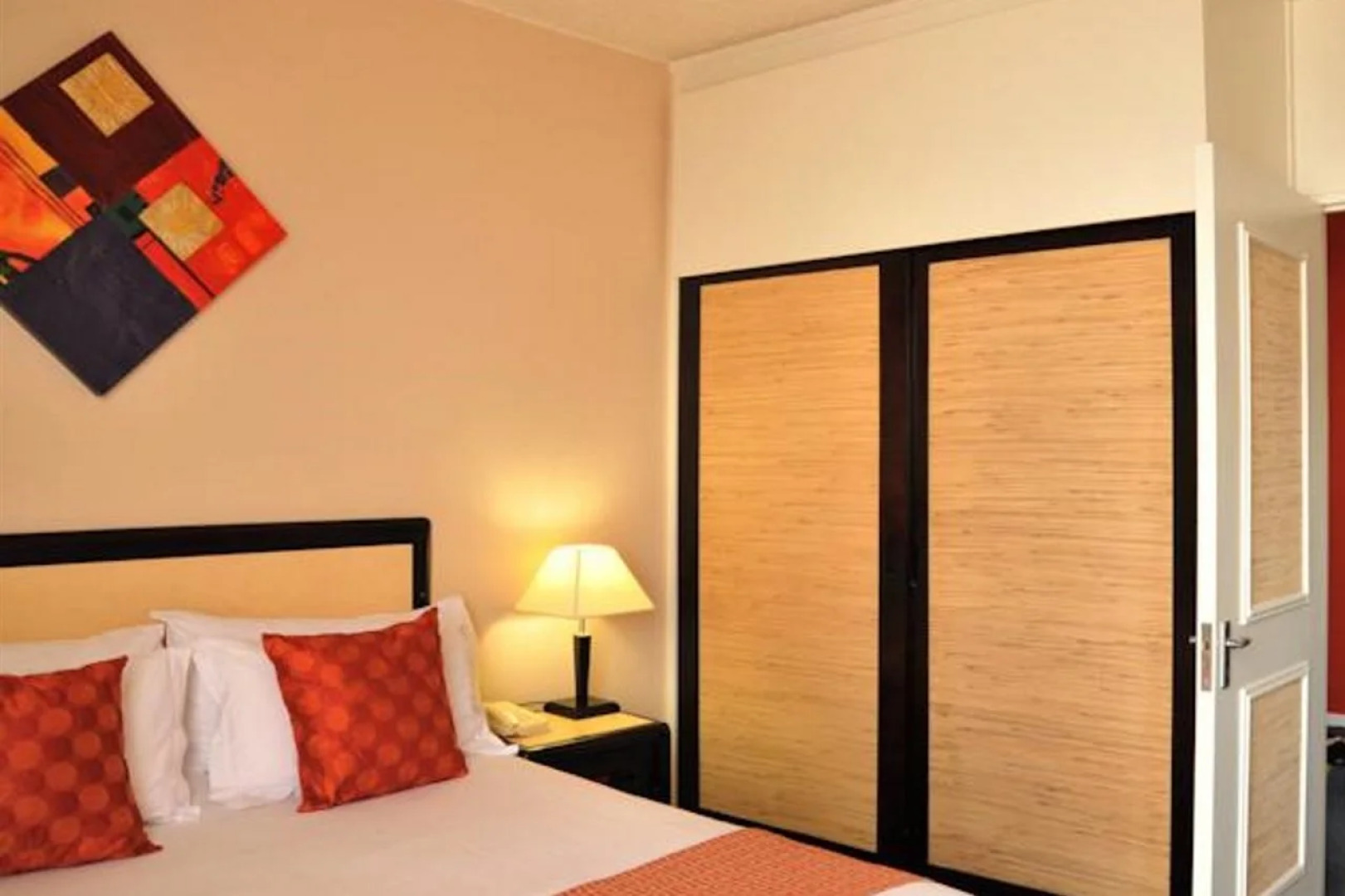 The Parktonian All Suite Hotel