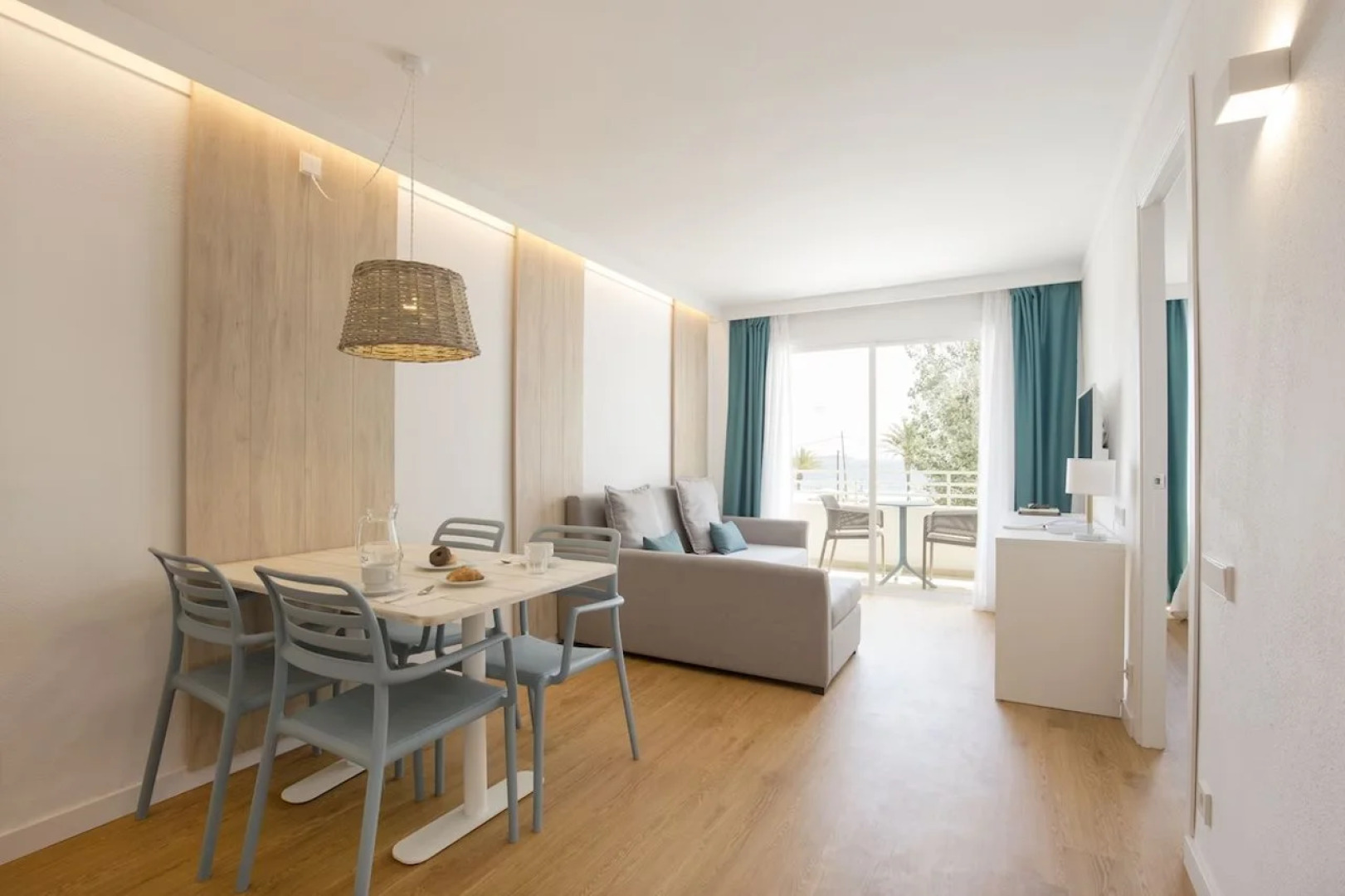 Cabot Hobby Club Apartments