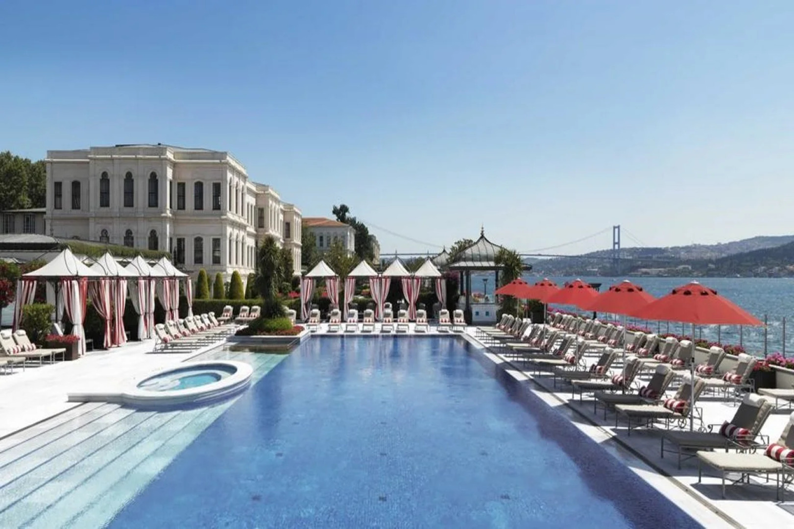 Four Seasons Hotel Istanbul at the Bosphorus