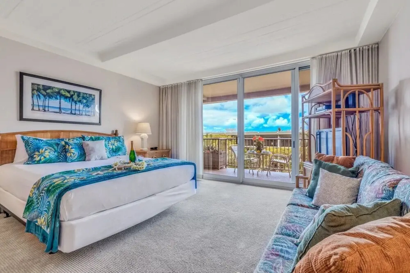 Whaler 6th Floor Oceanview Studio 0 Bedroom Condo by Redawning