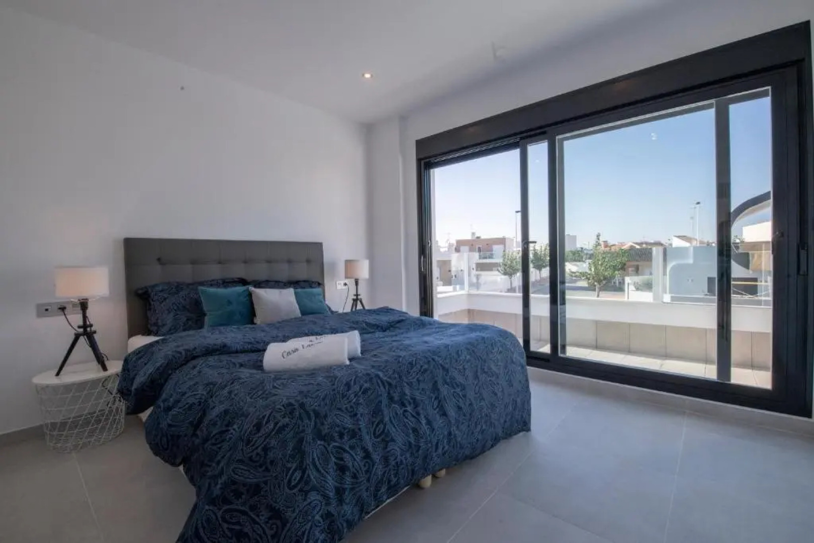 Luksusvilla med privat basseng - plass til 2 familier