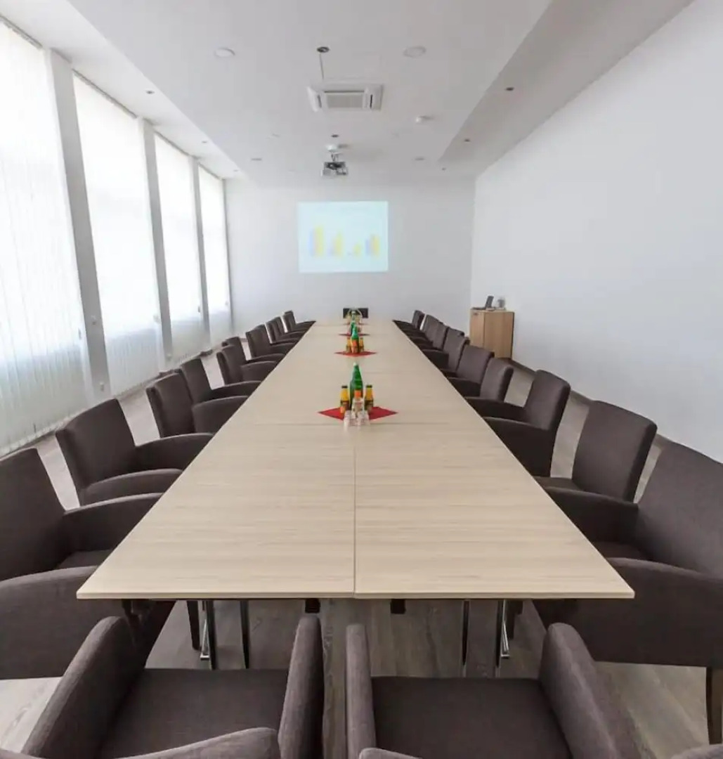 Ruhr Inn Hotel & Hostel