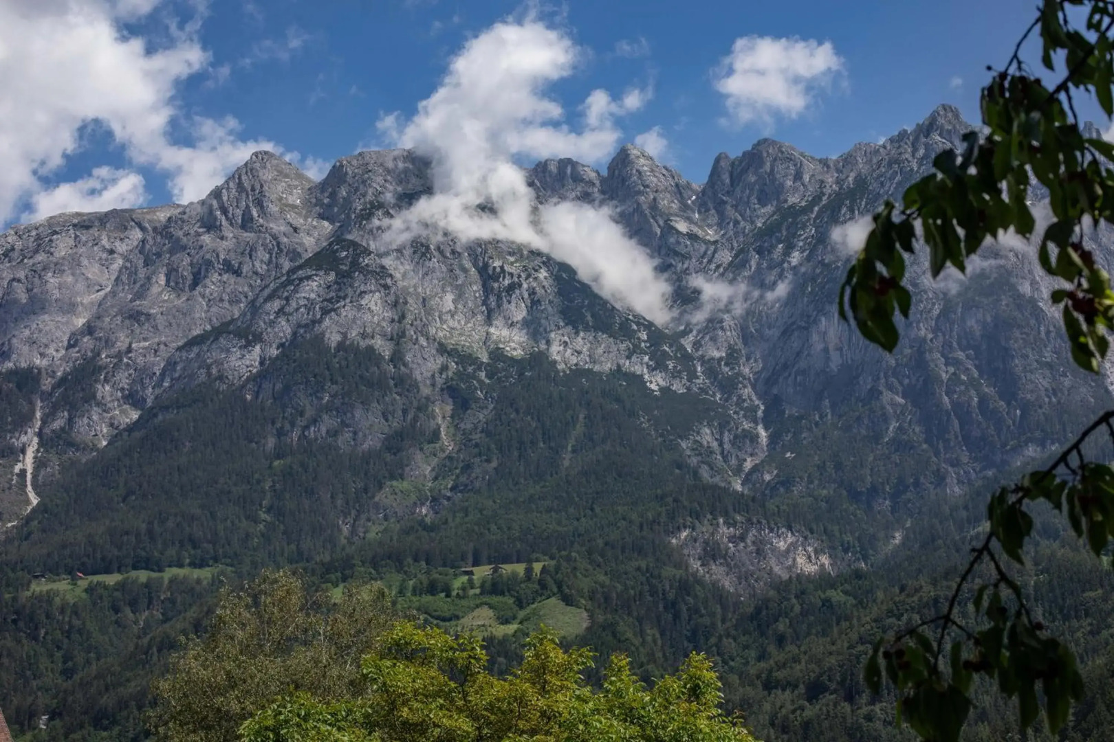 Haus Weidmannsheil - Wohnen im romantischen Forsthaus