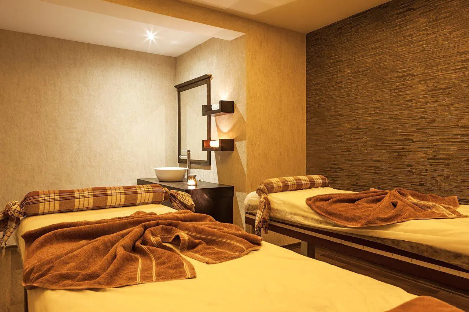 Prestige Garden Hotel