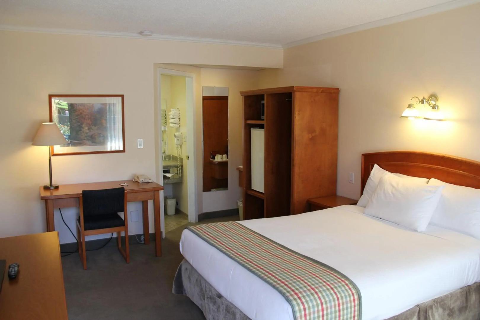 Travelodge by Wyndham Kamloops