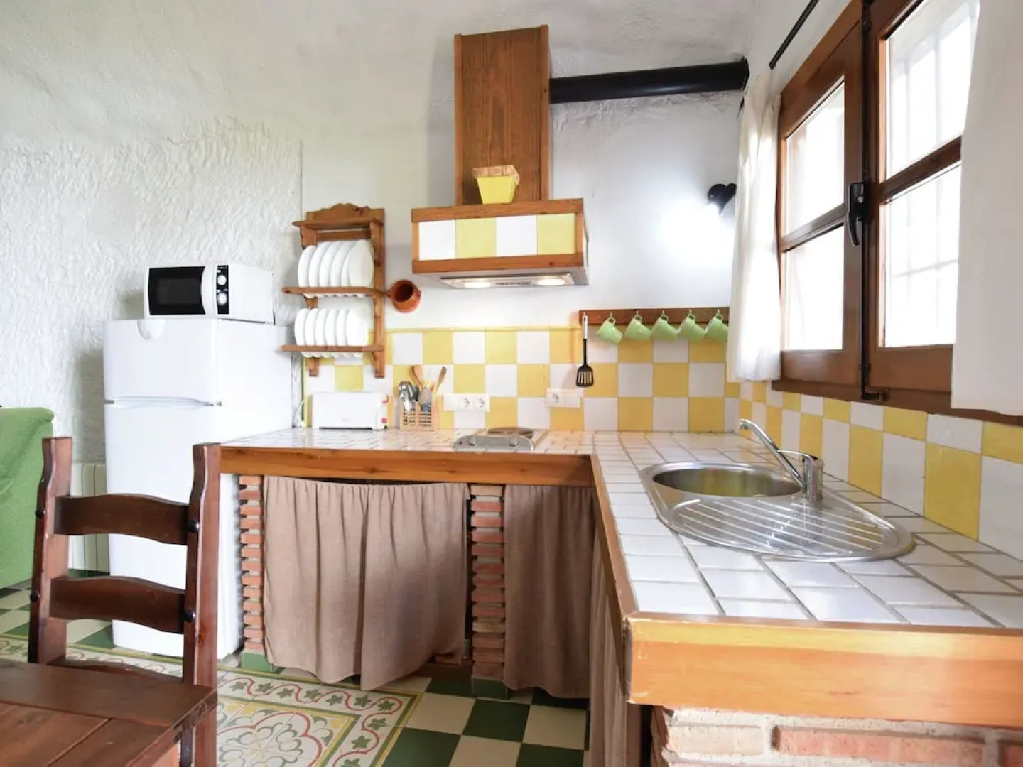 Cave House With Private Terrace on a Small Complex