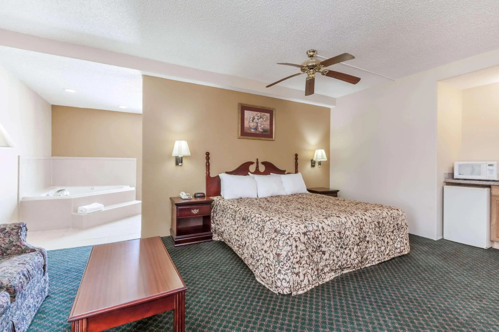 Days Inn by Wyndham LaPlace- New Orleans