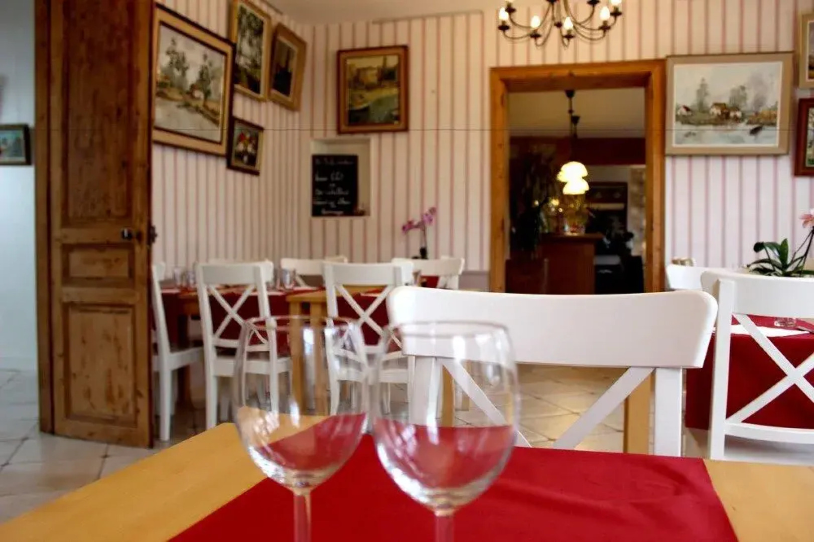 Hôtel les Aubépines