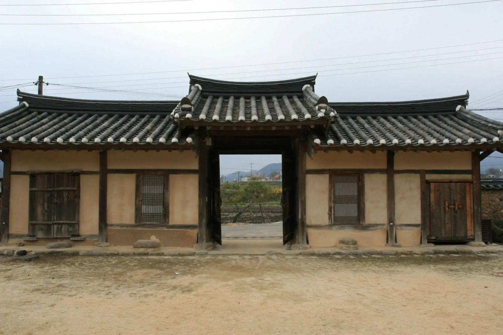 Geochang Choongsindang Donggae Jeongon Gotek