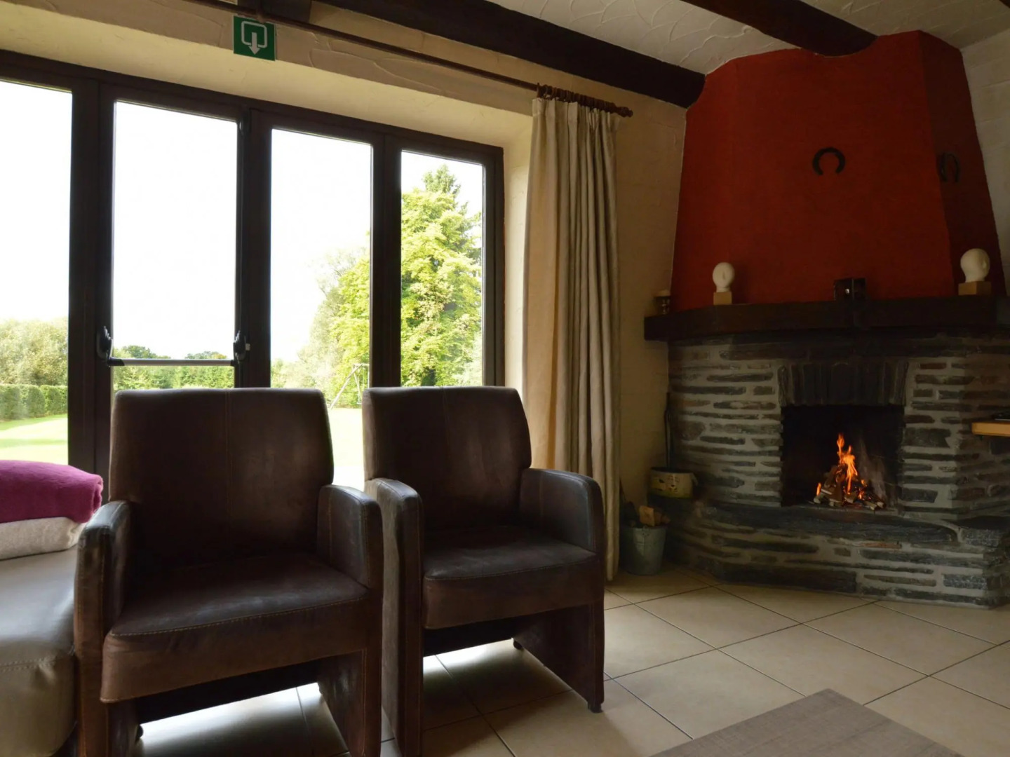 Elegant Beverce Escape