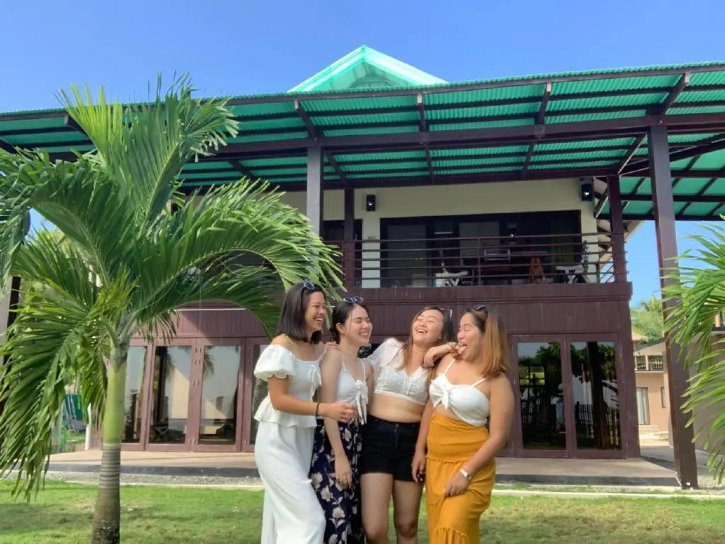 Siargao Sunrise Villa