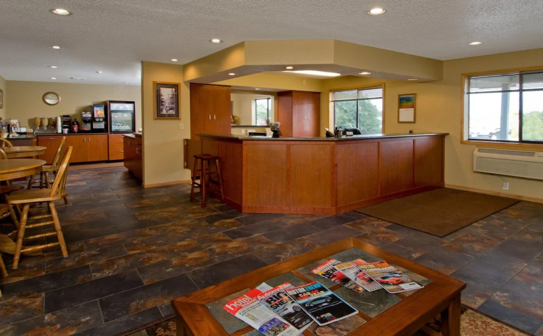Americas Best Value Inn & Suites International Falls