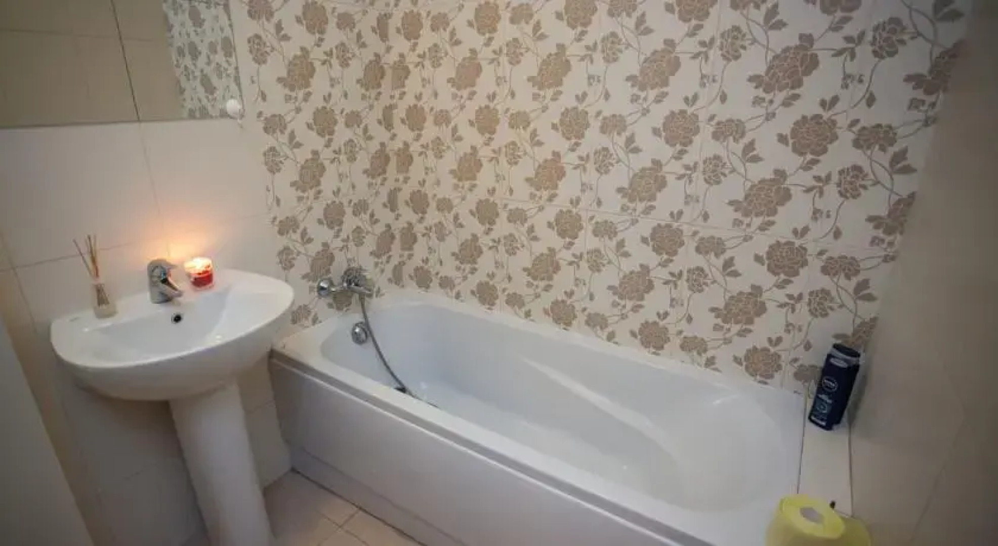 Exclusive Cosmopolitan Studio