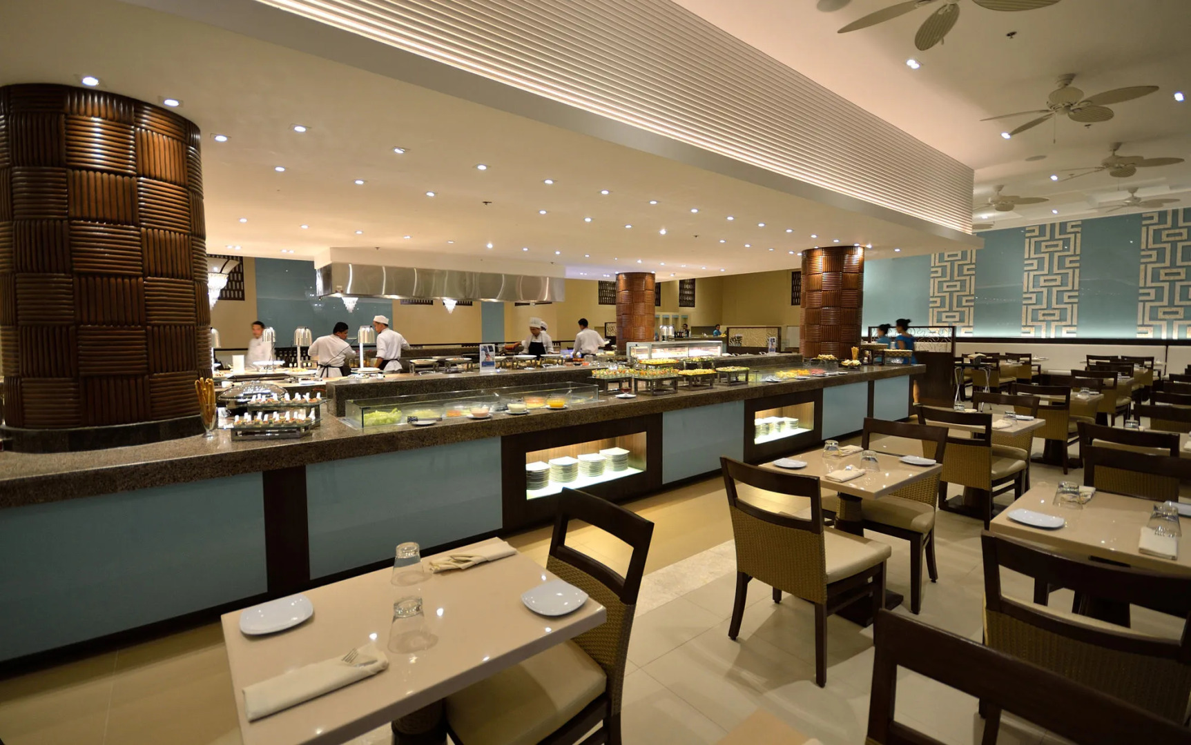 Henann Resort Alona Beach