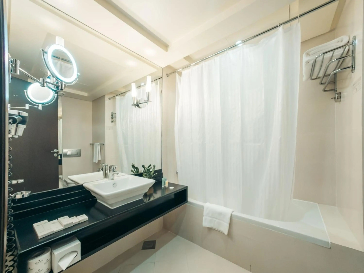 Kingsgate Hotel Abu Dhabi