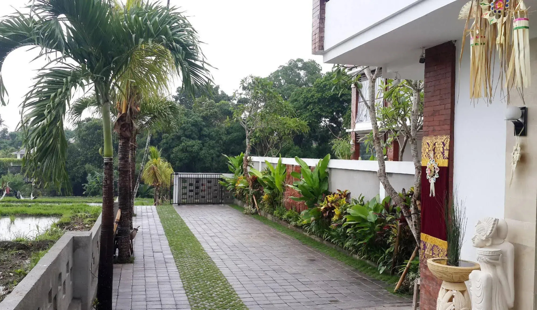 RaBaSTa Kubu Bali Suites Seminyak
