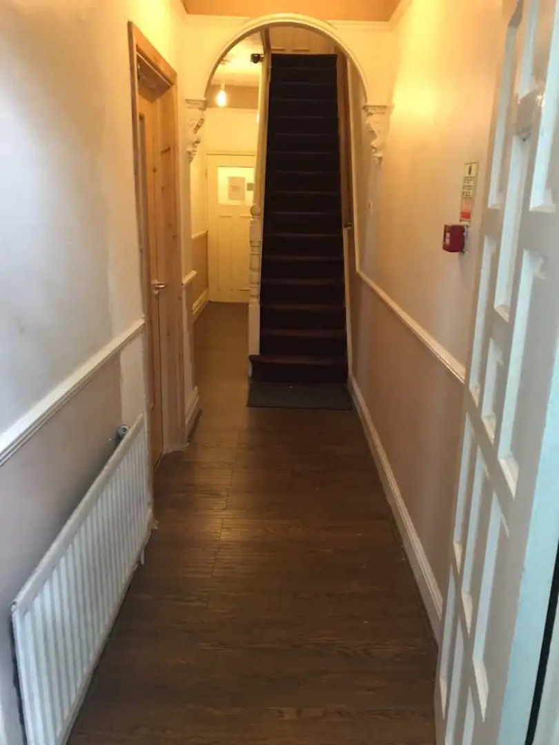 Junction 10 Budget Travel Accommodation