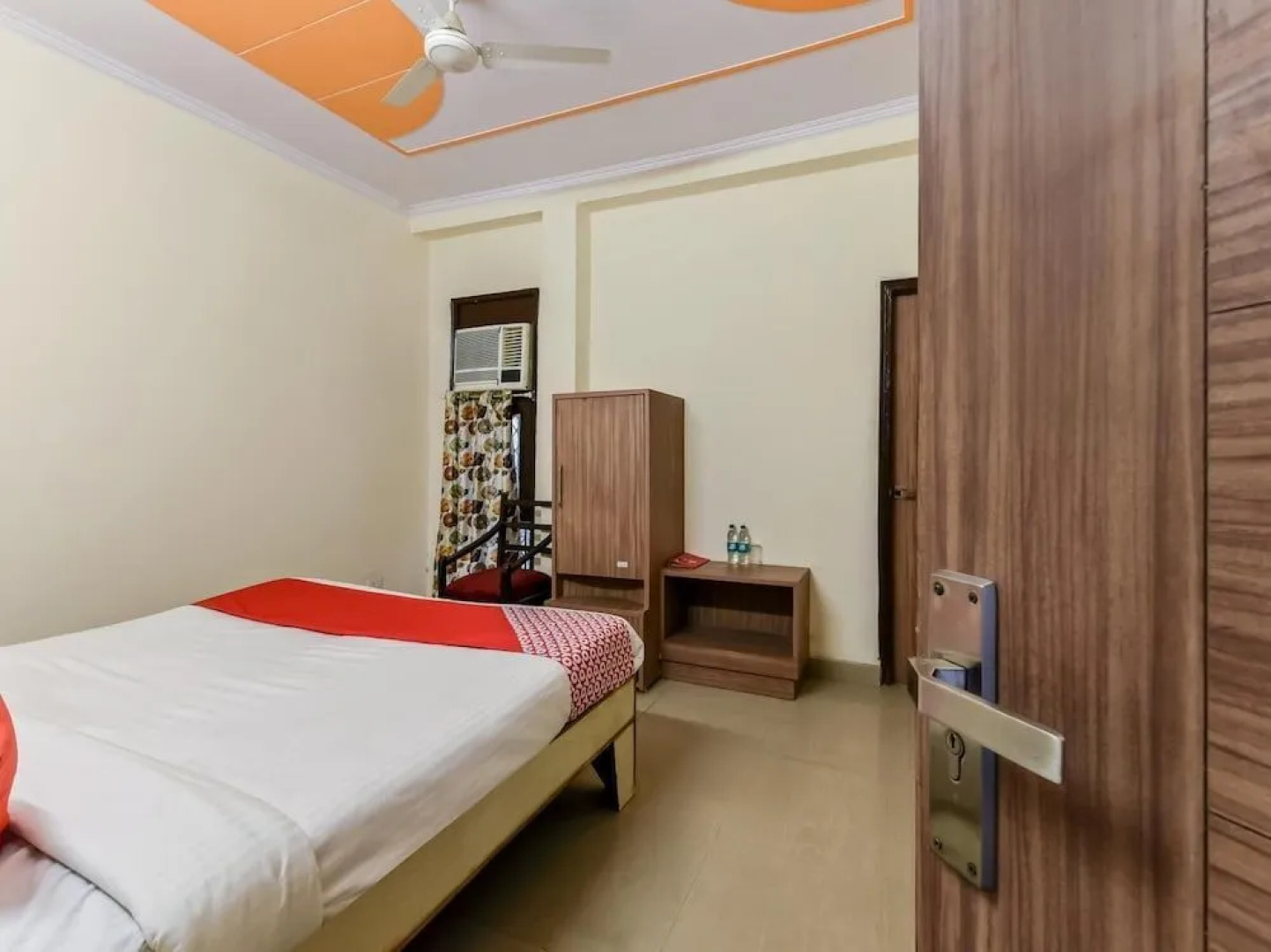 OYO 16642 Flagship Hotel Mahadev