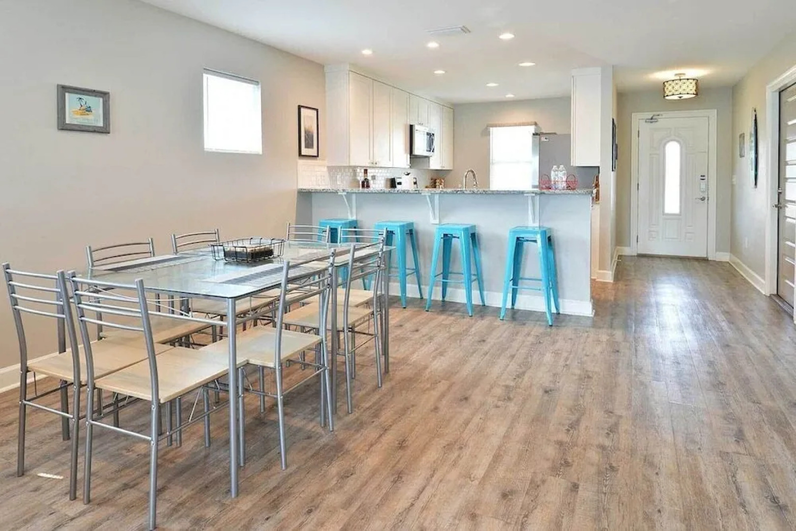 Sunset by the Sea at PCB New 226 Mbps Wifi