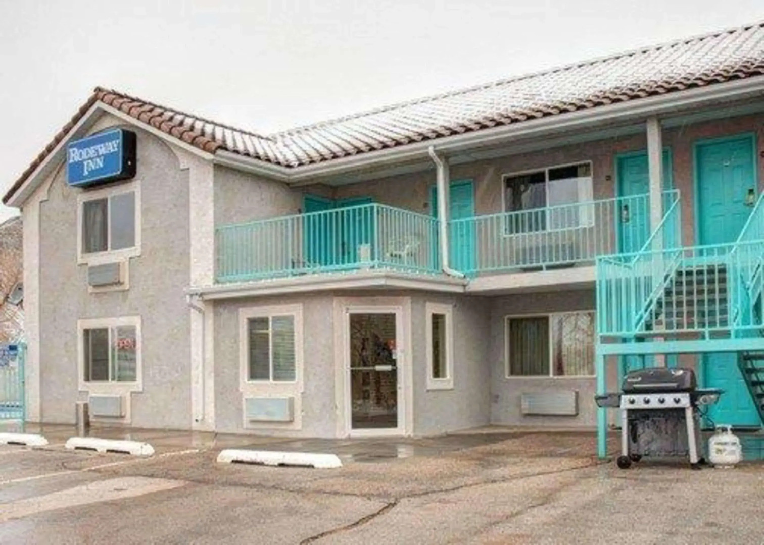 Cathedral Valley Inn