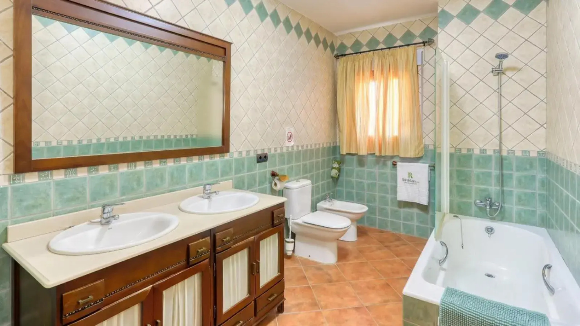 Casa Huerta Alejo Alozaina by Ruralidays